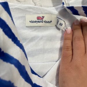 Vineyard vines